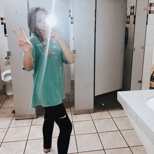 Meet your Posher, Lucy